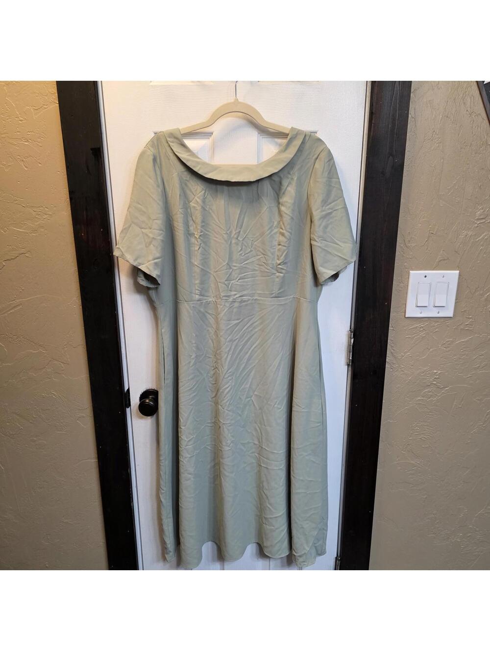SWEET SALT Women's Light Green Short Sleeve Dress with Collar and Pockets-14